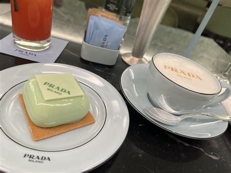 cappuccino prada milano